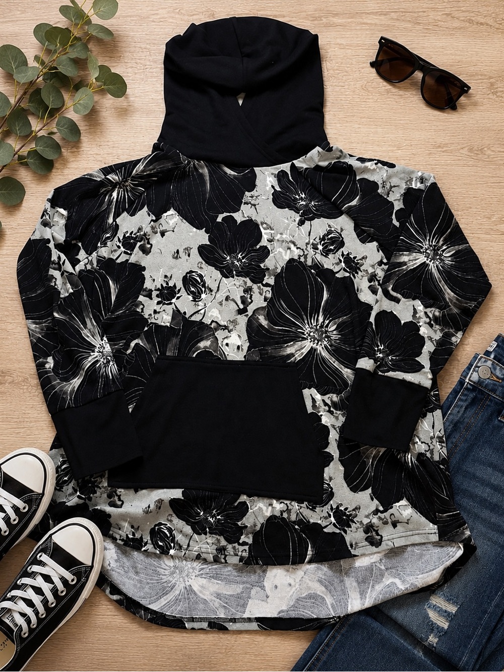 LuLaRoe Floral Funnel Neck Hoodie Women’s 2X Black Gray Pullover Kangaroo Pocket